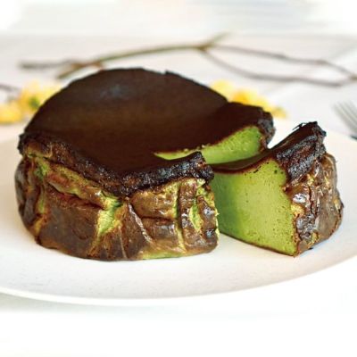 バスク風 抹茶チーズケーキ